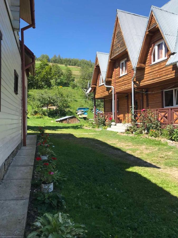 Hotel У Олега Verkhne-Studenyy Exterior foto