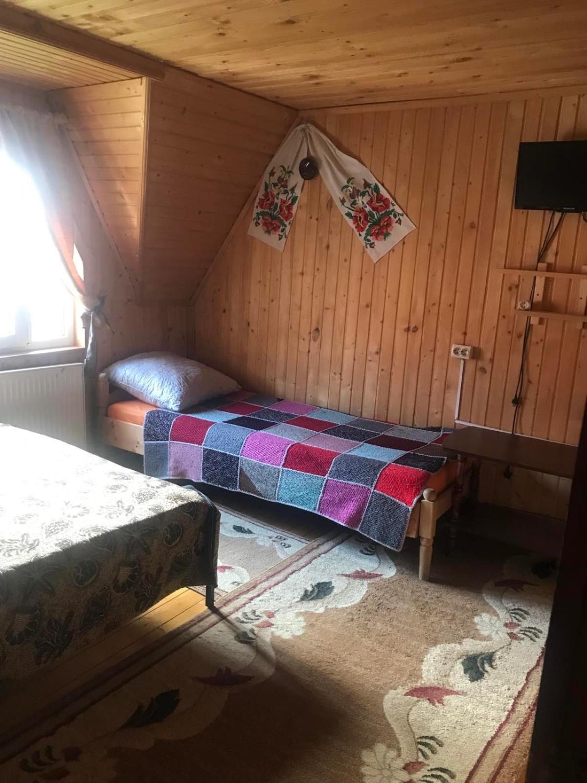Hotel У Олега Verkhne-Studenyy Exterior foto
