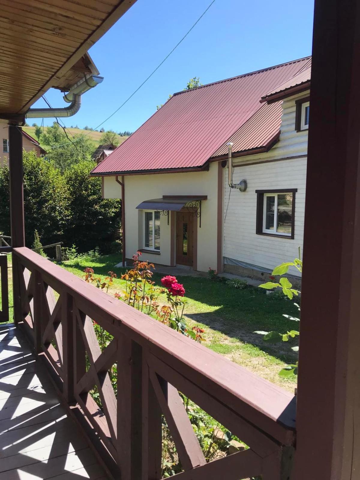 Hotel У Олега Verkhne-Studenyy Exterior foto