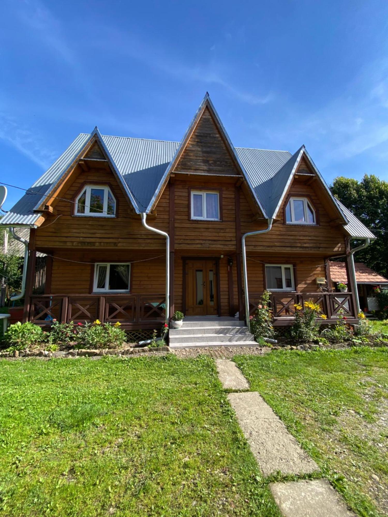 Hotel У Олега Verkhne-Studenyy Exterior foto