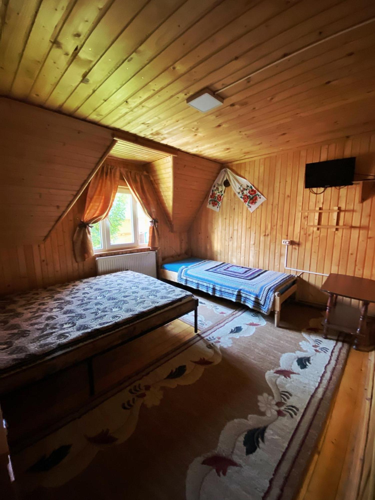 Hotel У Олега Verkhne-Studenyy Exterior foto